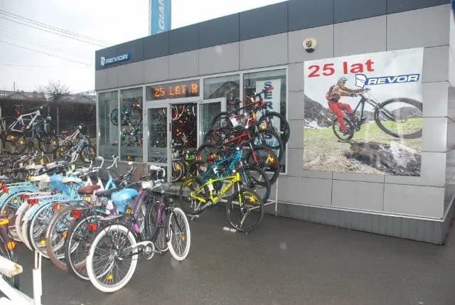 Ile kosztuje wymiana opon w rowerze? Sprawdź ceny i porady Ile kosztuje wymiana opon w rowerze? Sprawdź ceny i porady