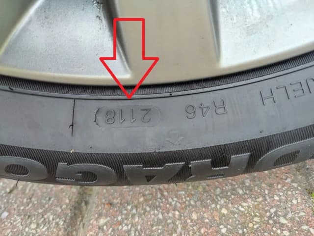 Gdzie pisze rok opony? Odkryj, jak go łatwo znaleźć na oponie Gdzie pisze rok opony? Odkryj, jak go łatwo znaleźć na oponie