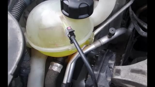 Jaki płyn do chłodnicy Citroen Xsara Picasso - uniknij kosztownych błędów Jaki płyn do chłodnicy Citroen Xsara Picasso - uniknij kosztownych błędów