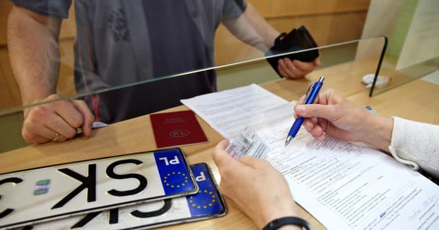 Czy można czasowo wyrejestrować samochód? Sprawdź ważne zasady i koszty Czy można czasowo wyrejestrować samochód? Sprawdź ważne zasady i koszty