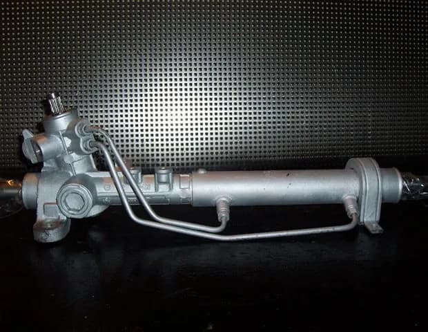 Czy można jeździć z uszkodzoną maglownicą? Poznaj ryzyko i konsekwencje Czy można jeździć z uszkodzoną maglownicą? Poznaj ryzyko i konsekwencje